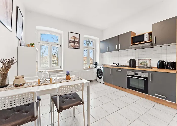 With Balcony Apartament *